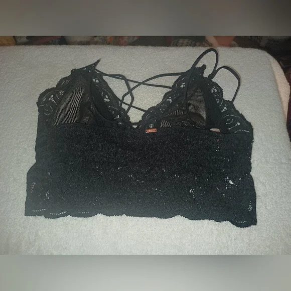 Pink Victoria's Secret Black Smocked Lace Bralette Size M - Picture 8 of 8